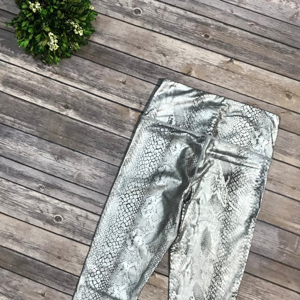 MONO B APH2818 Silver Snake Print Yoga Leggings - Picture 10 of 12